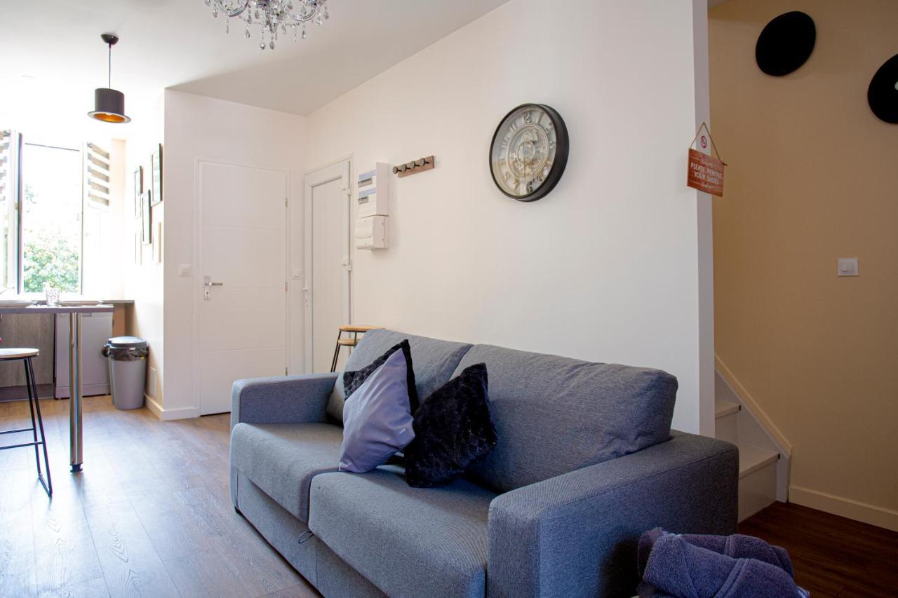 Ideal Pro & Couple - 2 Theme Boho Chic Rdc & Dandy 1er Etage - Quartier Calme - Jardin - Wifi Hd - Smart Tv - Parking Gratuit - Proche Centre & Transports - Ask
