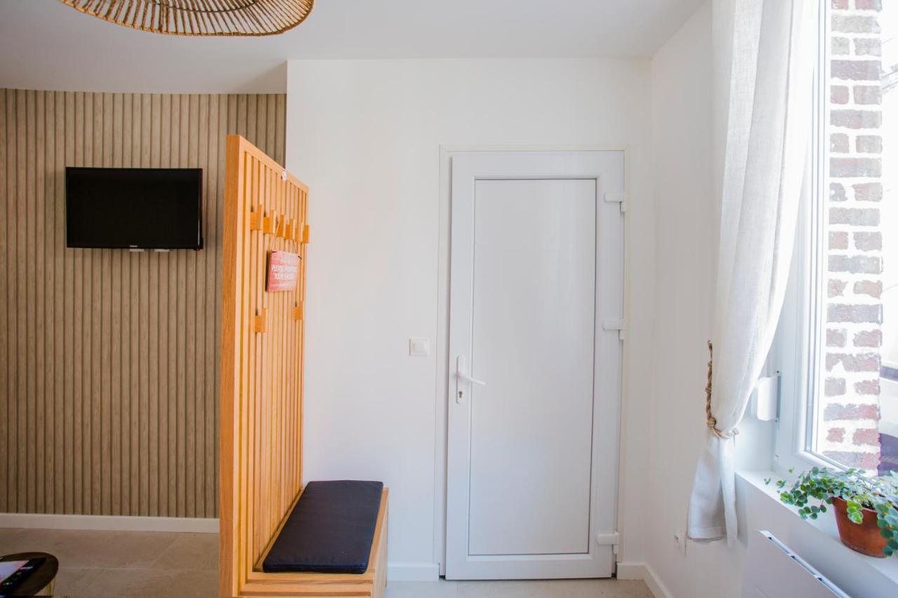 Apartment Boho Chic Duo: Tranquil Garden Retreat With Modern Comforts *
