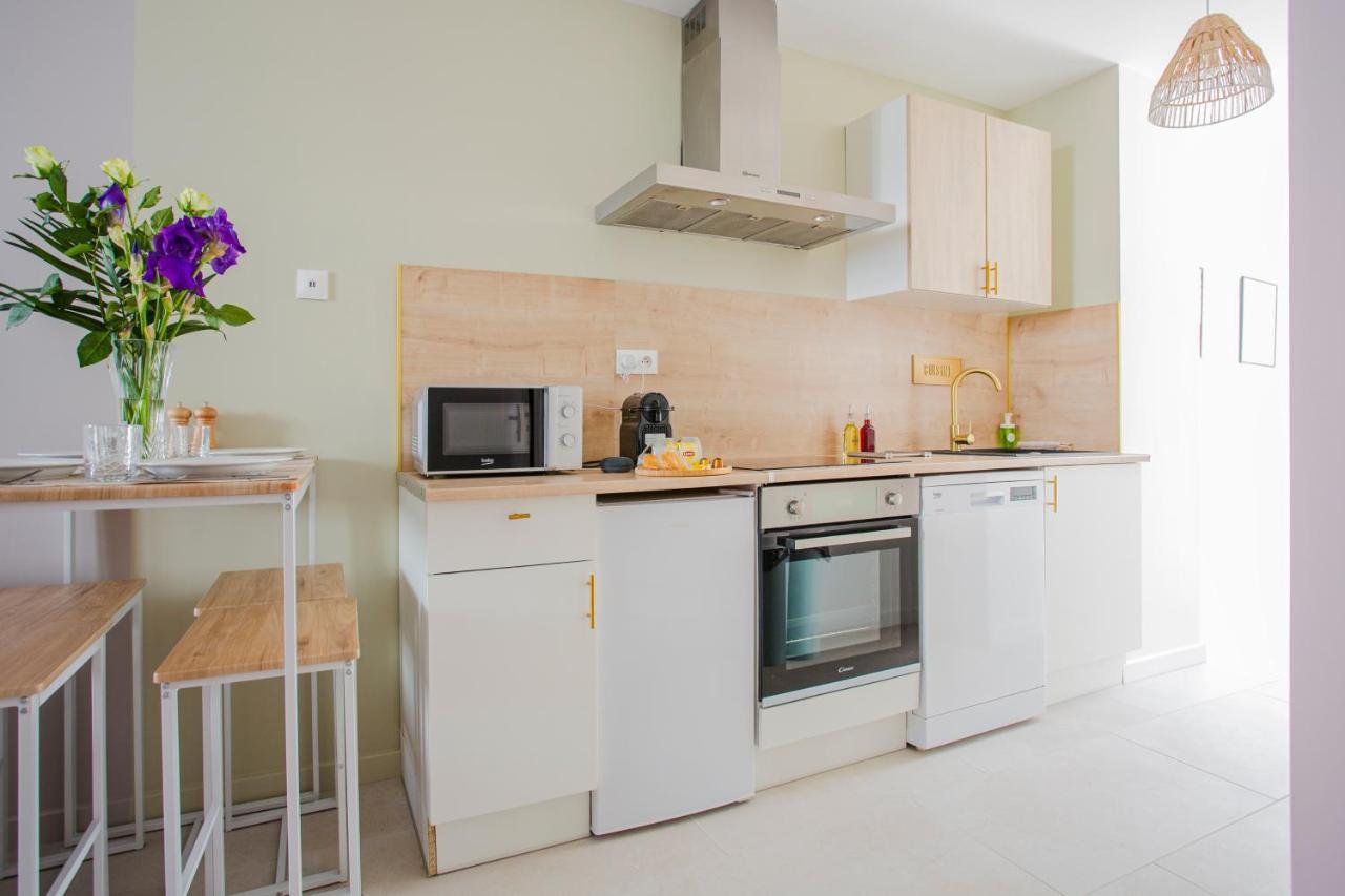 Ideal Pro & Couple - 2 Theme Boho Chic Rdc & Dandy 1er Etage - Quartier Calme - Jardin - Wifi Hd - Smart Tv - Parking Gratuit - Proche Centre & Transports - Ask *