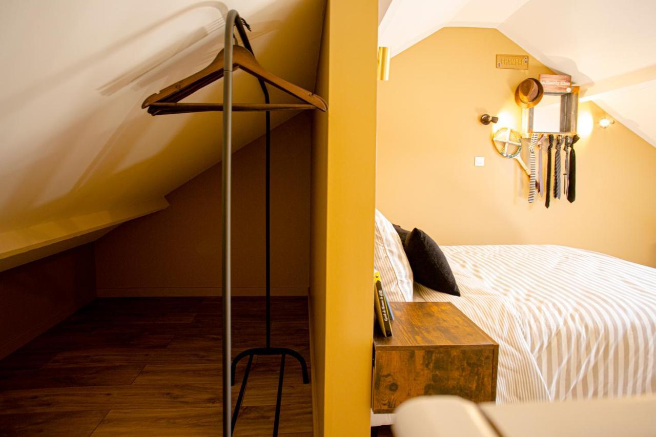 Ideal Pro & Couple - 2 Theme Boho Chic Rdc & Dandy 1er Etage - Quartier Calme - Jardin - Wifi Hd - Smart Tv - Parking Gratuit - Proche Centre & Transports - Ask Valenciennes