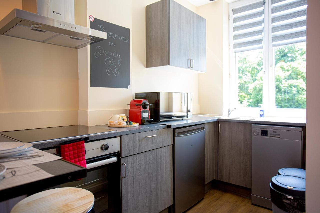 Appartement Ideal Pro & Couple - 2 Theme Boho Chic Rdc & Dandy 1er Etage - Quartier Calme - Jardin - Wifi Hd - Smart Tv - Parking Gratuit - Proche Centre & Transports - Ask Valenciennes